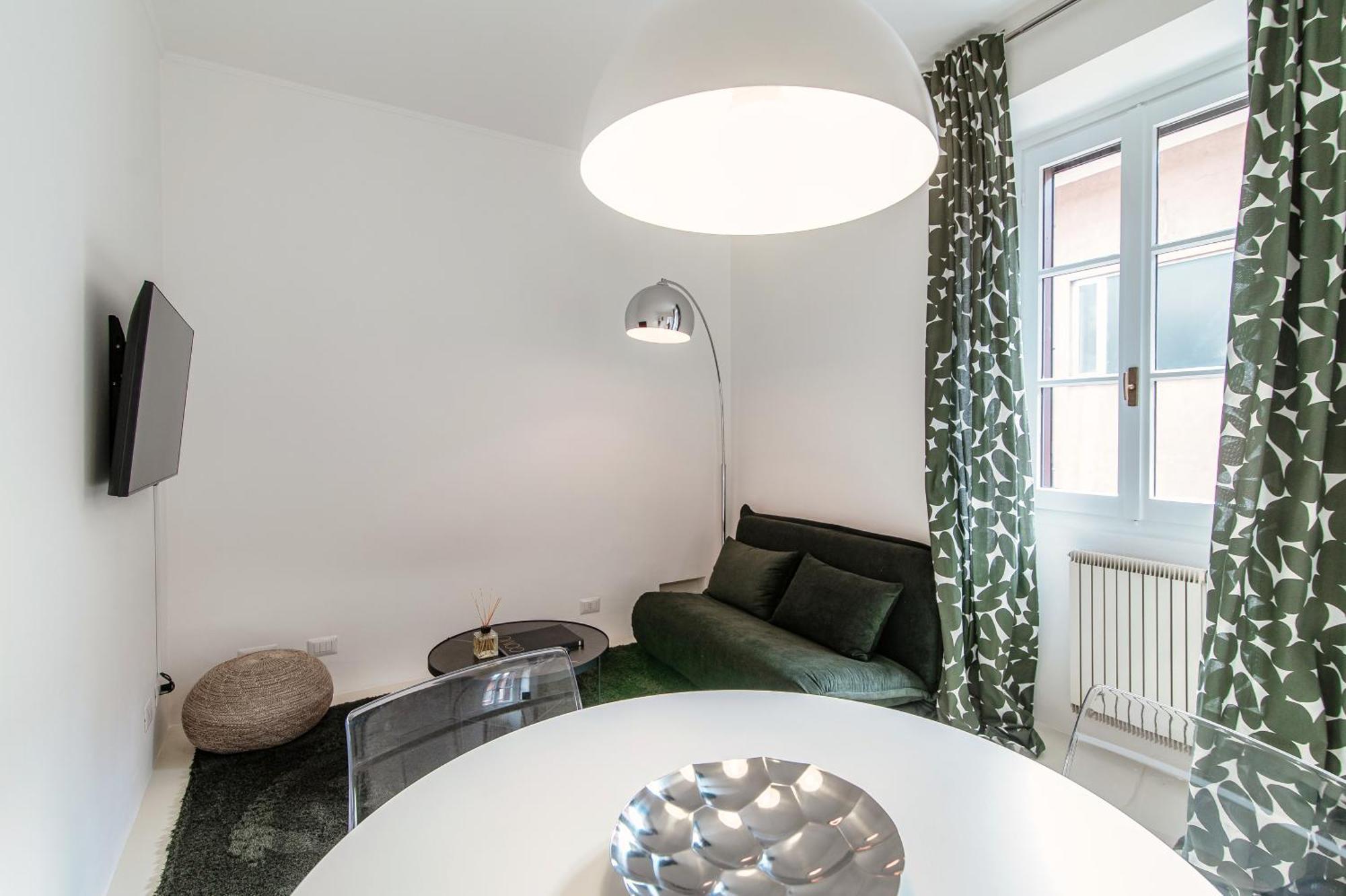 Giuliny Lovely Flat - The House Of Travelers Como Eksteriør bilde