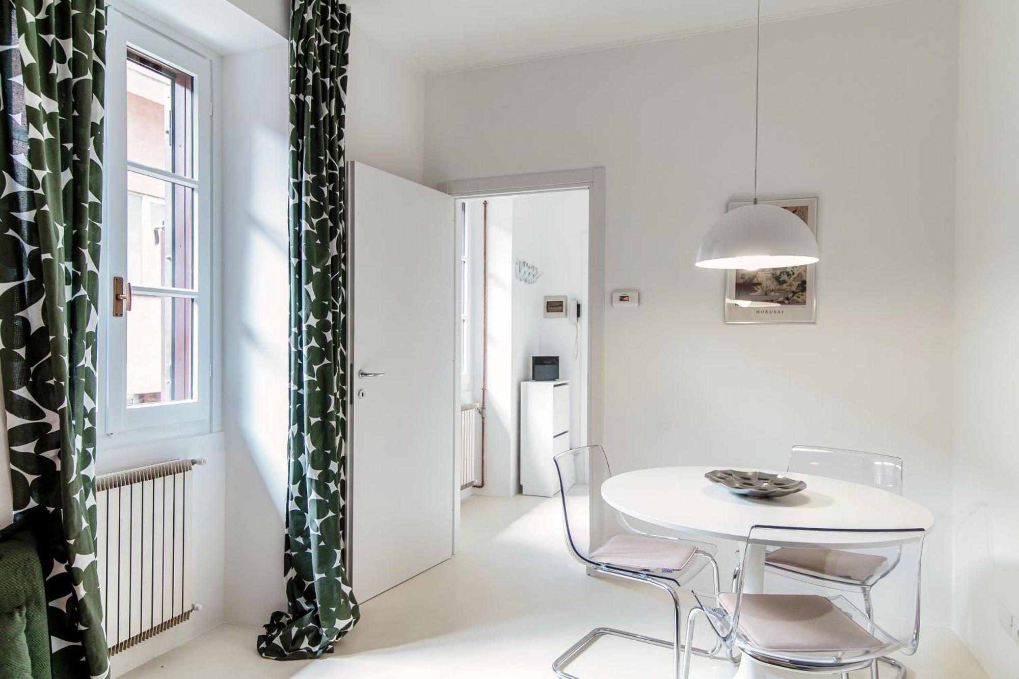 Giuliny Lovely Flat - The House Of Travelers Como Eksteriør bilde