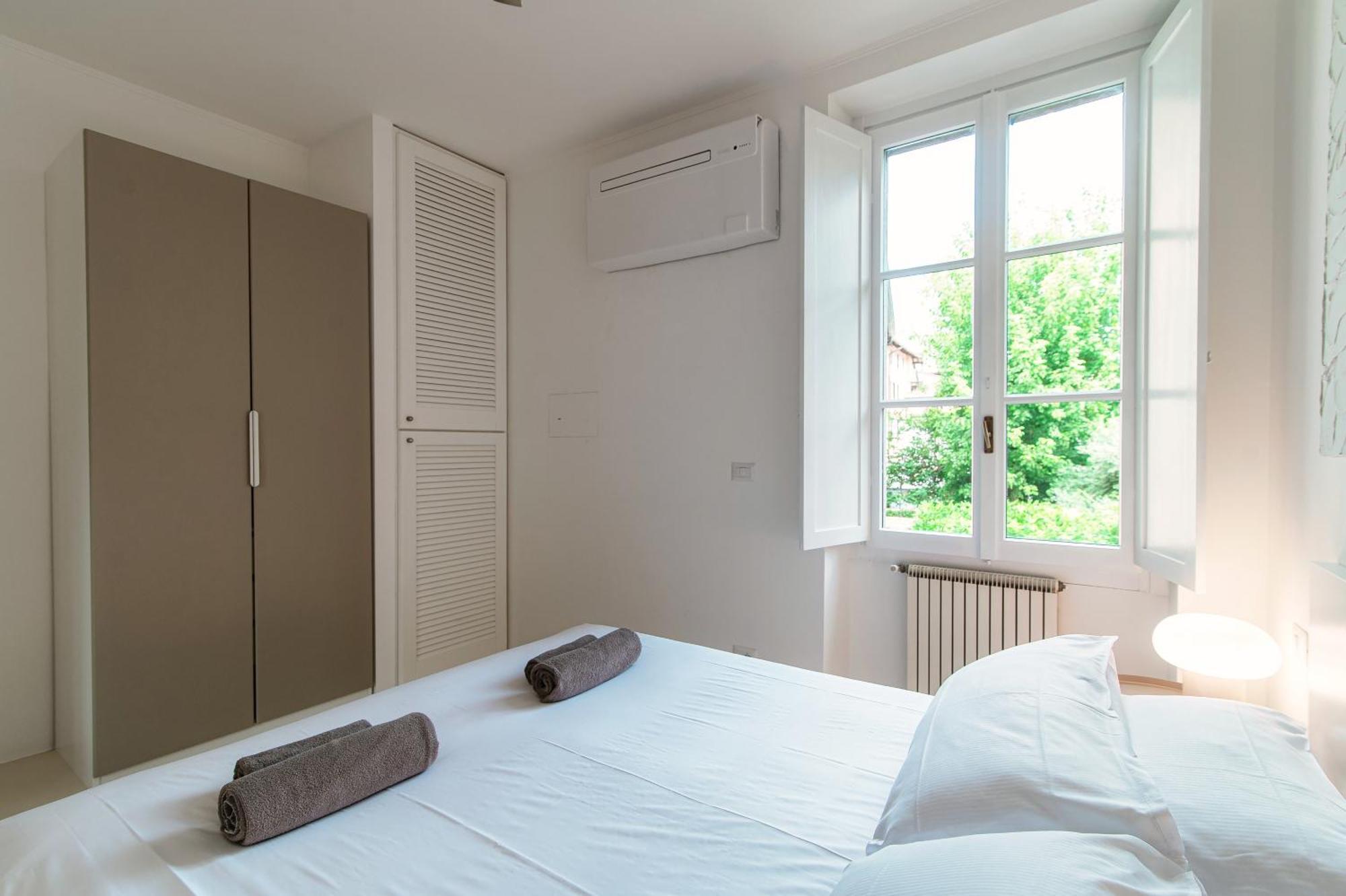 Giuliny Lovely Flat - The House Of Travelers Como Eksteriør bilde