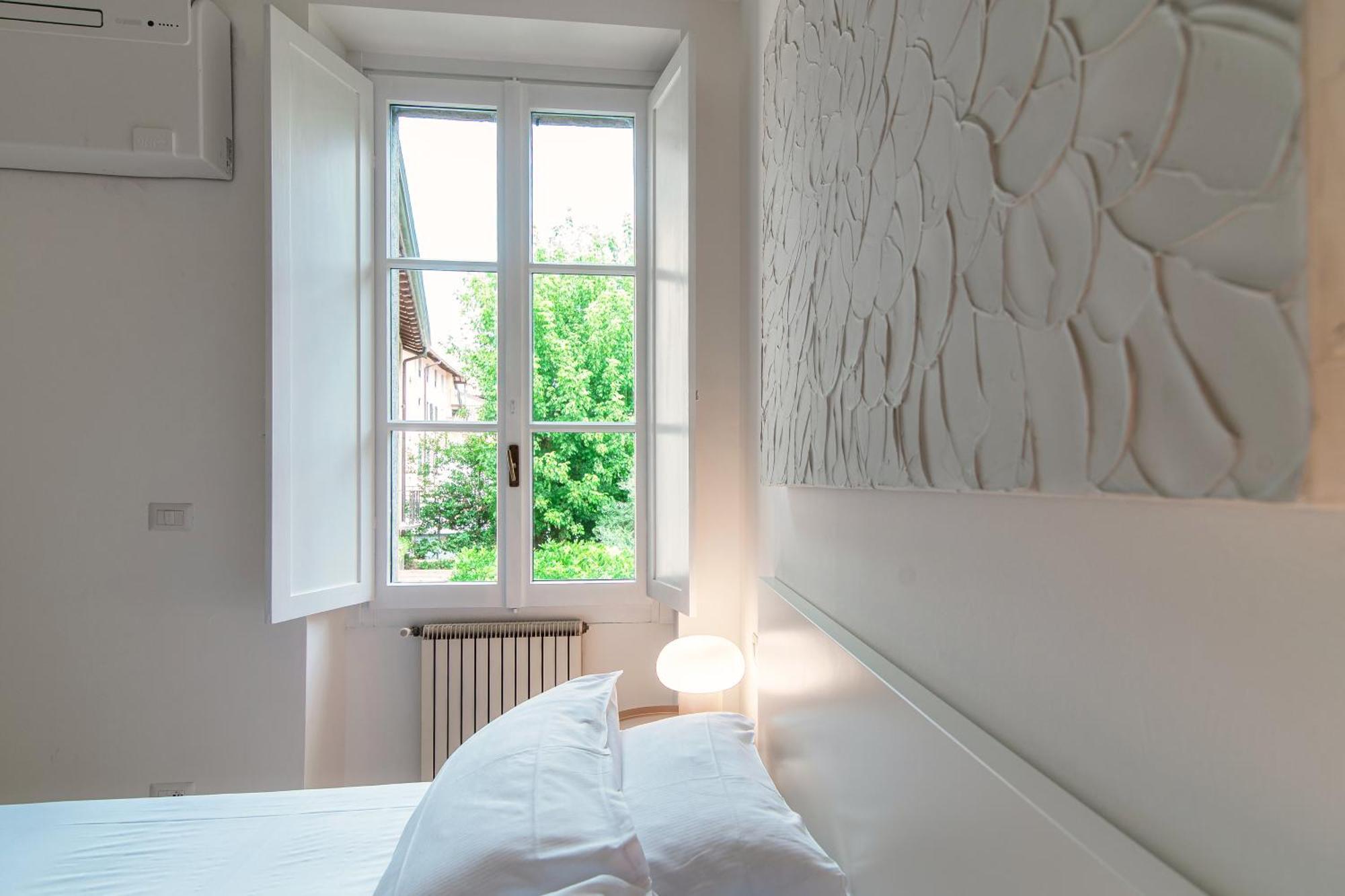 Giuliny Lovely Flat - The House Of Travelers Como Eksteriør bilde
